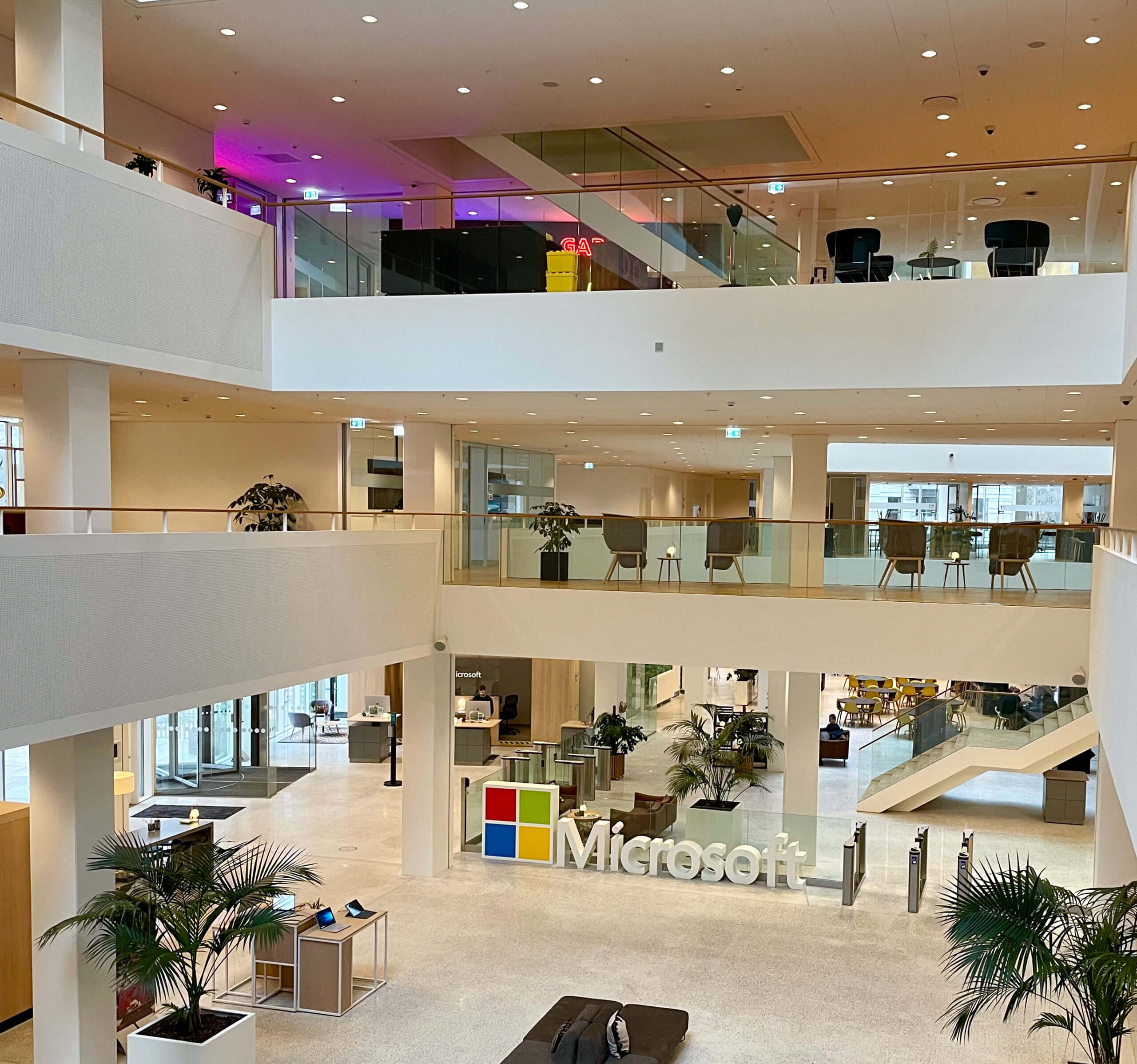 Conversations Unscripted